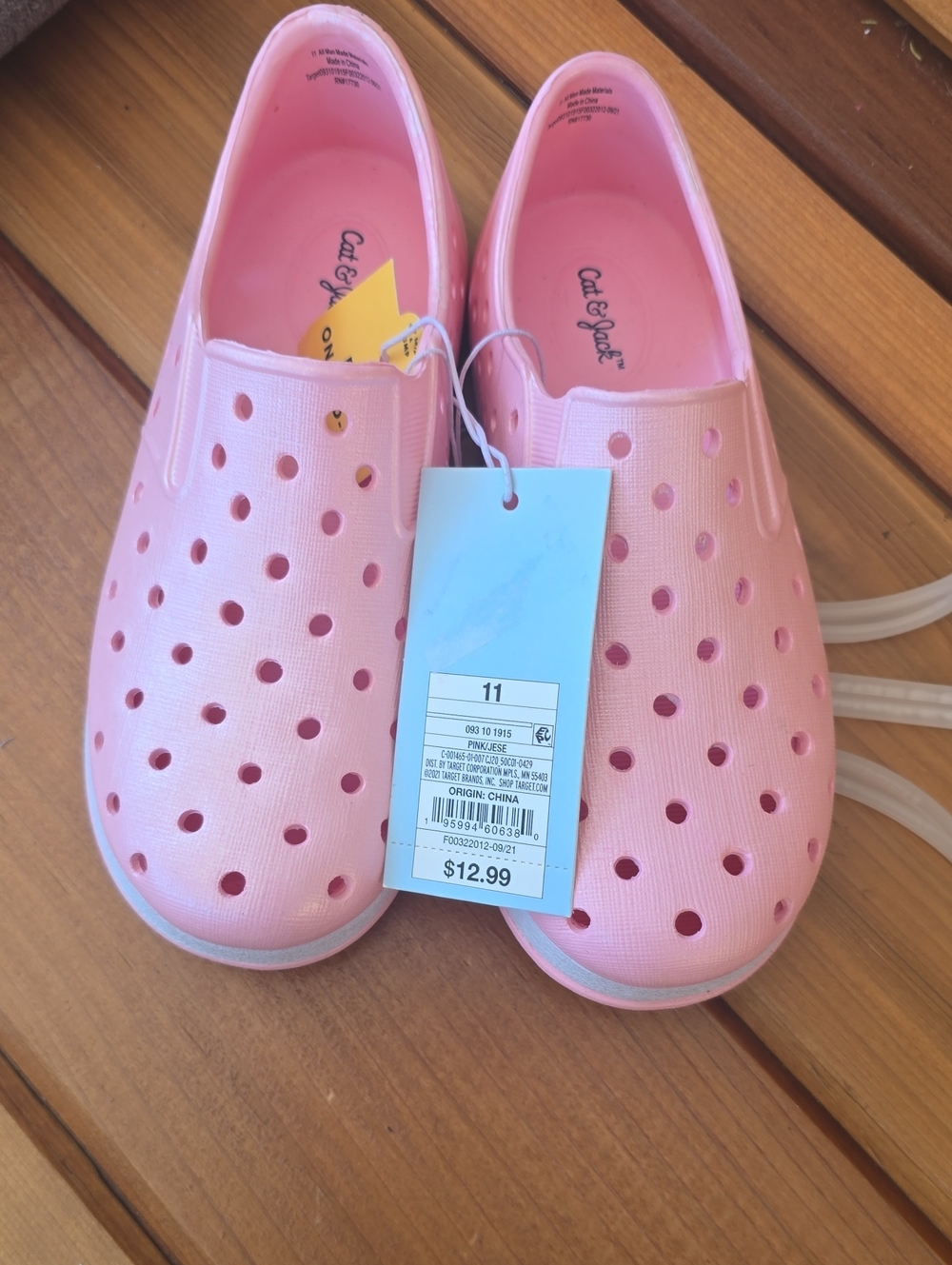 Cat & Jack Girls' Light Pink Slip-On Water Shoes